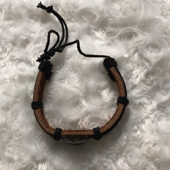 Vikings leather adjustable bracelet - Picture 4 of 4